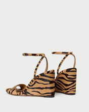 Gavi Zebra Wedge