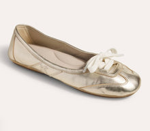 Commuter Sneaker in Gold Metallic Nappa