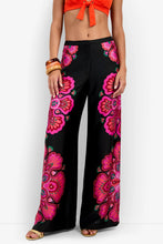 Lanay Pant
