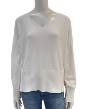 PDC V-neck