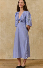Chadhlia Dress