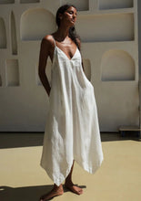 Inez Linen Dress