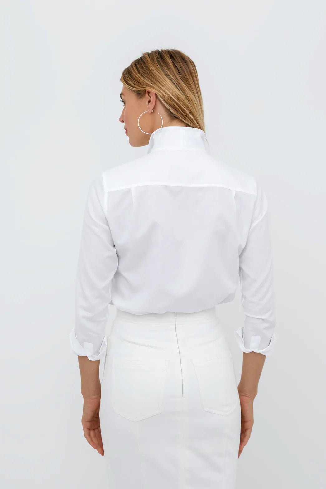 Upturned collar top dress shirt